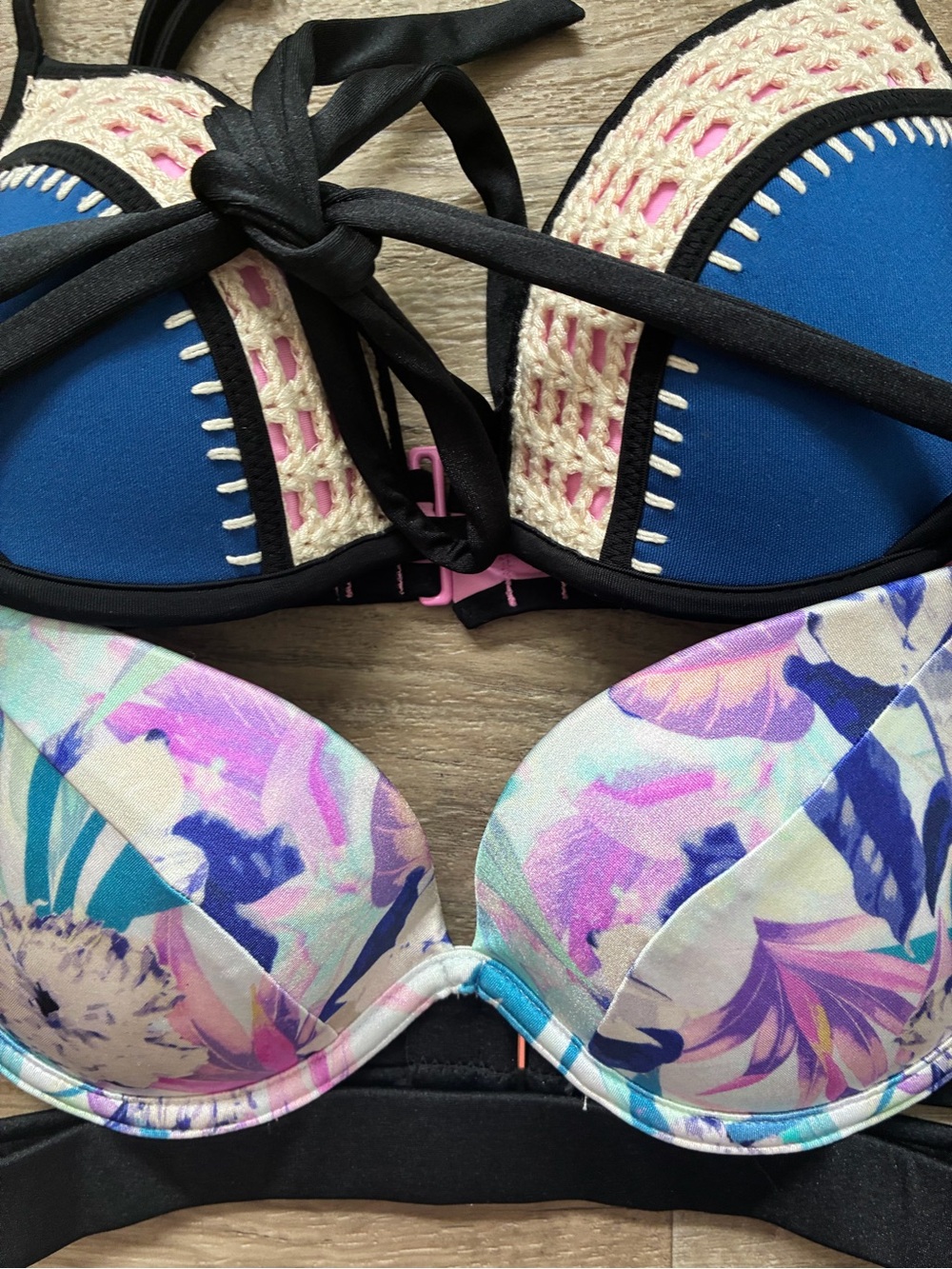 Victoria Secret 2 Push Up Bikini Swim Tops The Flirt Hottie Halter - Picture 4 of 12